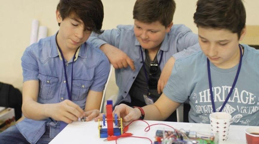 Geleceğin Mucitleri &Ouml;d&uuml;llendirildi