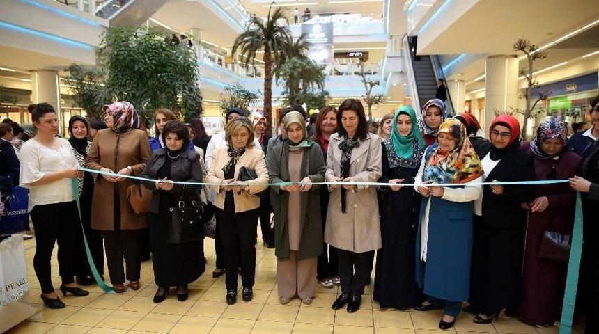 Kaymek&rsquo;ten Bir Sergi Daha