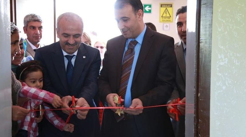 Final&rsquo;den K&ouml;y Okuluna K&uuml;t&uuml;phane