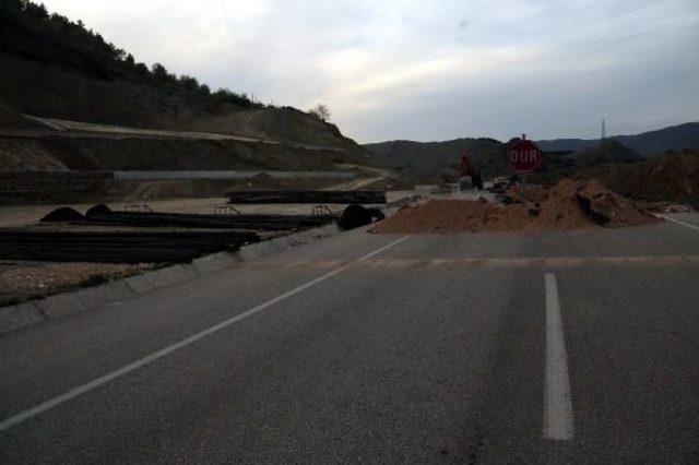 Tokat'ta Çevre Yolu Heyelan Nedeniyle Kapatıldı