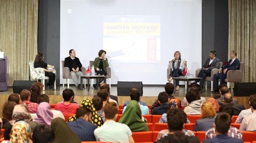 Ag&uuml;&rsquo;de &ldquo;kariyer Mutfağı&rdquo; İle Firmalarla İş Deneyimi Buluşması