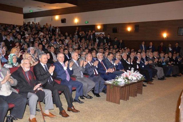 K&uuml;tahya&rsquo;da &rsquo;hz. Peygamber Ve G&uuml;ven Toplumu&rsquo; Konulu Konferans 1