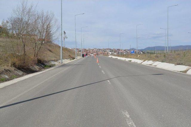 Başkan Bakıcı, Osmancık Caddesi’nde Devam Eden Kaldırım Çalışmalarını Yerinde İnceledi