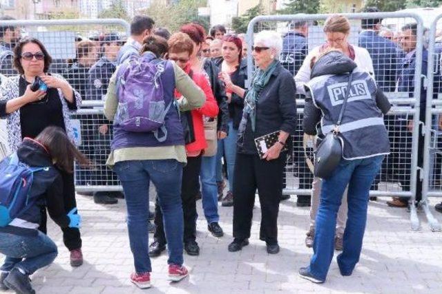 Gülten Kışanak Ve Sebahat Tuncel’In Yargılanmasına Malatya’Da Başlandı 