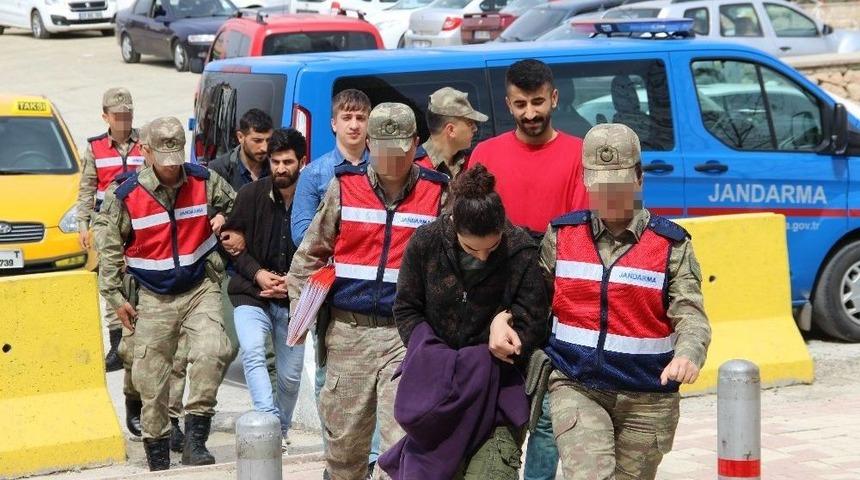 Elazığ&rsquo;da Ter&ouml;r Operasyonunda 5 Kişi Adliyeye Sevk Edildi