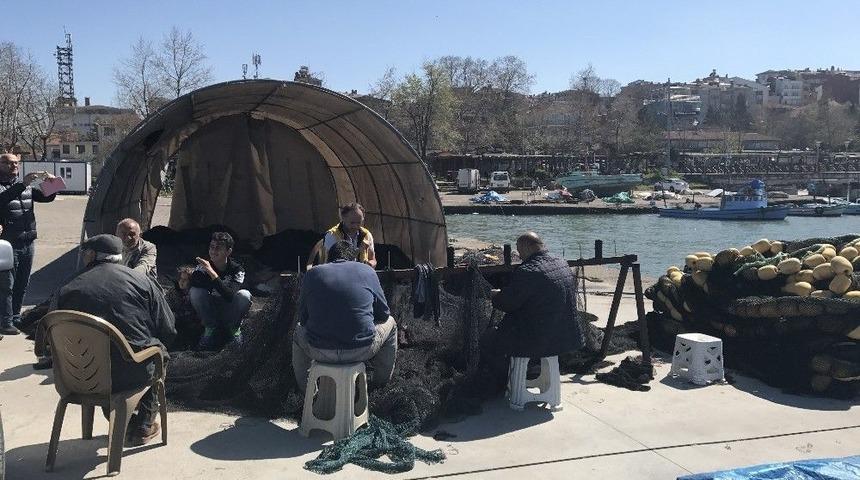 Av Yasağı Başladı,ağlar Onarıma Alındı