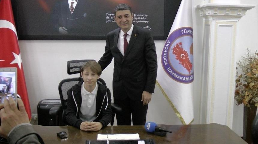 Temsili Kaymakam, Ak&ccedil;akoca Kaymakamlık Koltuğunda