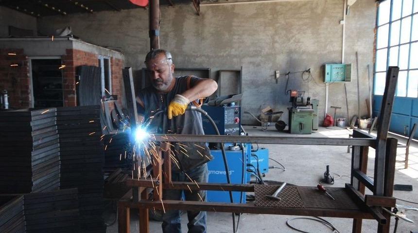 Beyşehir&rsquo;de Yeni Dizayn Kamelya &Uuml;retimi