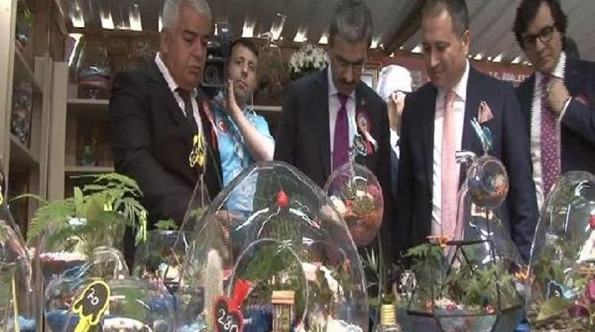 Tutuklu Ve H&uuml;k&uuml;ml&uuml;lerden  &Uuml;r&uuml;n Ve El Sanatları Fuarı