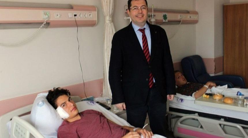 Kazada Yaralanan 10 &Ouml;ğrencinin Sağlık Durumları İyi