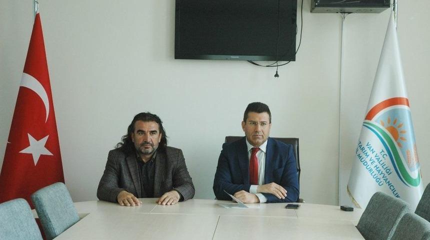 Van&rsquo;da Buzağı Hastalıkları Sempozyumu