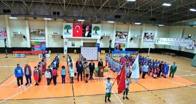 23 Nisan Basketbol Şampiyonluk Kupası Gaziantep Kolej Vakfı’nın Oldu