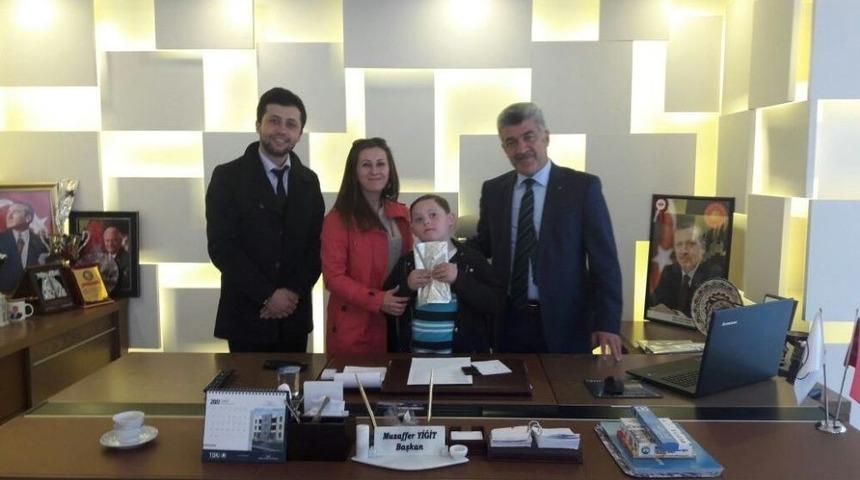 Başkan Yiğit G&ouml;revi, Fırat &Ouml;zt&uuml;rk&rsquo;e Devretti