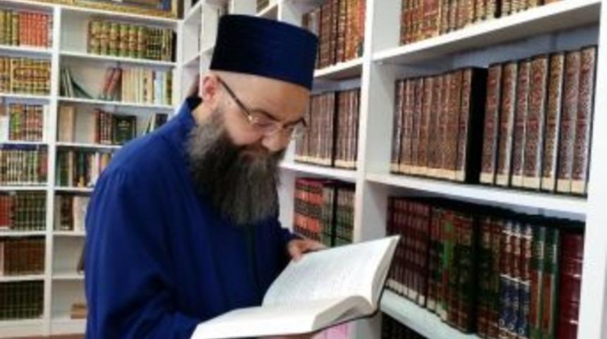 Kutlu Doğum Haftasına Bir Tepki De C&uuml;bbeli Ahmet Hoca&rsquo;dan