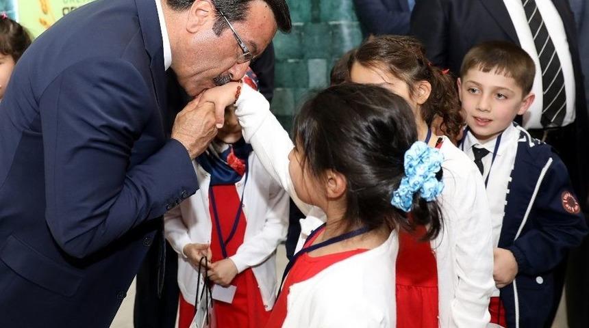 Diyarbakırlı &Ouml;ğrenciler 23 Nisan Coşkusunu Ankara&rsquo;da Yaşayacak