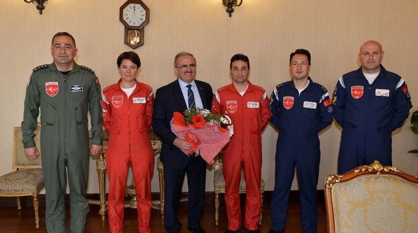 T&uuml;rk Yıldızları Antalya&rsquo;da