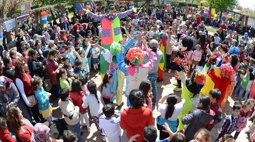 Muratpaşa&rsquo;da 23 Nisan Coşkusu