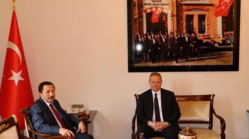 Trabzon Valisi Cenaze İ&ccedil;in Ordu&rsquo;da