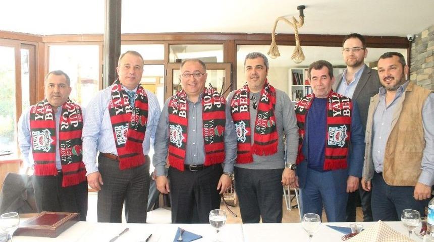 Yalova Group Belediyespor Veda Yemeğinde Bir Araya Geldi