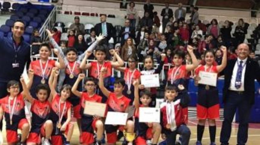 Basketbol İl Birinciliği M&uuml;sabakaları Sona Erdi