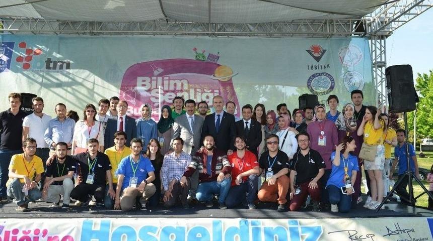 Bilim Şenliğinde Hedef D&uuml;nya Rekoru