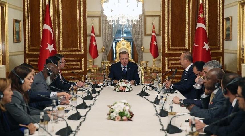 Cumhurbaşkanı Erdoğan, Yabancı Temsilcilerle Bir Araya Geldi