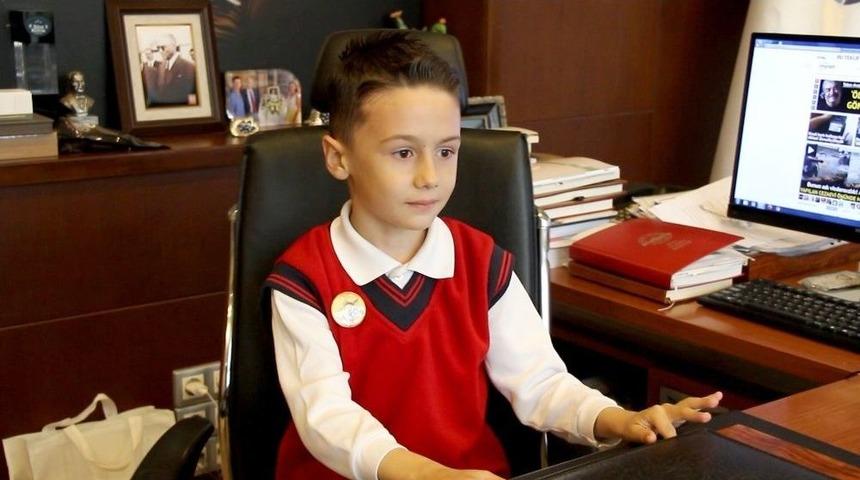 S&ouml;ke&rsquo;nin Sembolik Belediye Başkanı Yiğit &Ccedil;etin Oldu