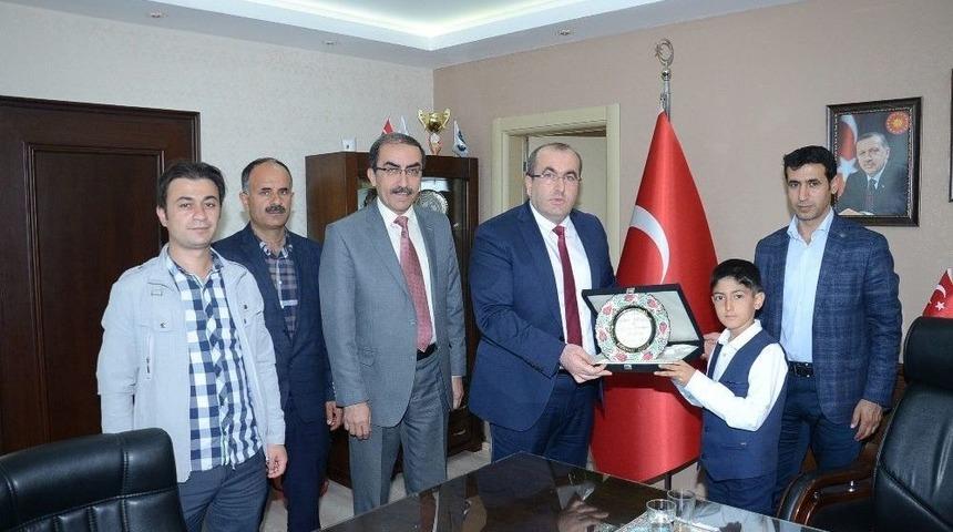 Darende&rsquo;de Makamlar &Ccedil;ocuklara Emanet Edildi