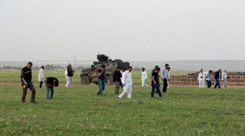 Kadın Ter&ouml;rist Yakalanacağını Anlayınca Kendini Patlattı; Suru&ccedil; Faciadan D&ouml;nd&uuml; (4)