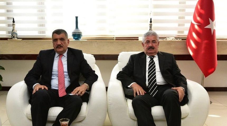 Mev, Malatya&rsquo;ya Bir Kız &Ouml;ğrenci Yurdu Yapacak