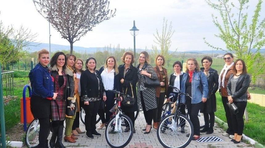 Kadın Girişimciler &Ccedil;ocuklarla Bir Araya Geldi