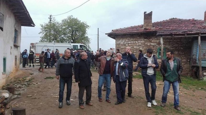 Kaymakam G&uuml;ven Deprem B&ouml;lgesinde