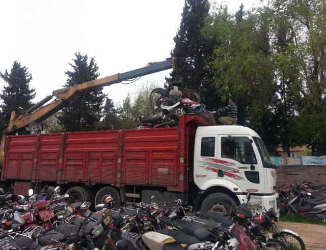 Hurdaya Ayrılan Motosikletler Makine Ve Kimya Endüstrisi Kurumuna Ulaştırıldı