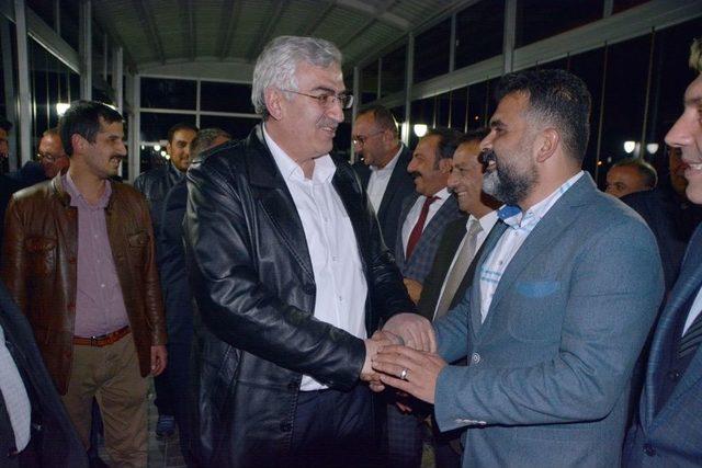 Ak Parti Erzurum İl Başkanı Mehmet Emin Öz: “erzurumlu Hemşehrilerimizle İftihar Ediyoruz”