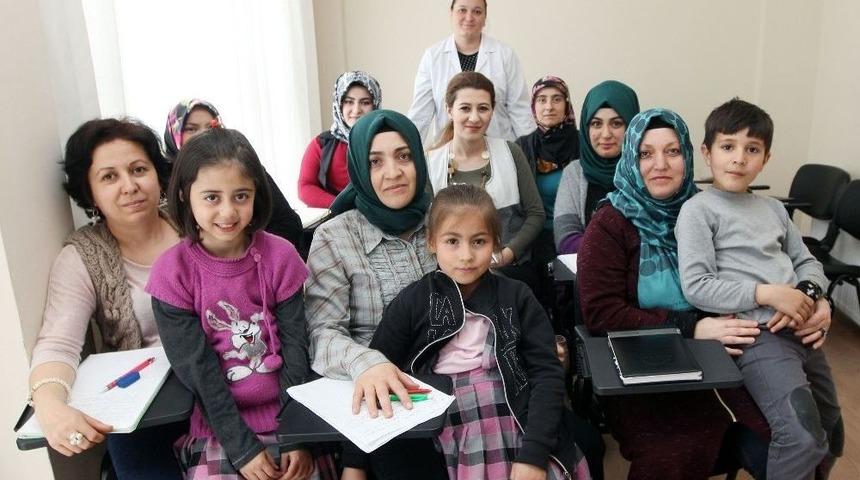 Yenimek&rsquo;in Fedakar Anneleri