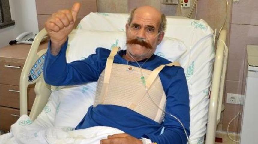 Bacak Ve G&ouml;ğs&uuml;nden Alınan Damarlarla Hayata Tutundu