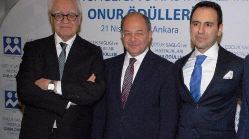 Tmpd: T&uuml;rkiye'de Azalan &Ccedil;ocuk N&uuml;fusu Obezite Tehdidi Altında