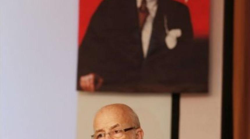 Emin Olcay: &ldquo;meşhur Olmak İ&ccedil;in Sanat&ccedil;ı Olmayın&rdquo;