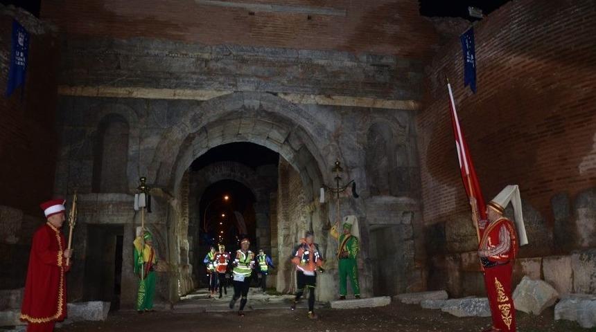 140 Kilometrelik İznik Ultra Maratonu Start Aldı