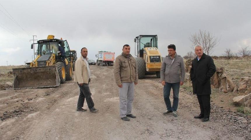İncesu Belediyesi Bağ Yolları Islah &Ccedil;alışmalarına Devam Ediyor
