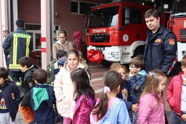 23 Nisan Çocukları İtfaiye Personelini Unutmadı