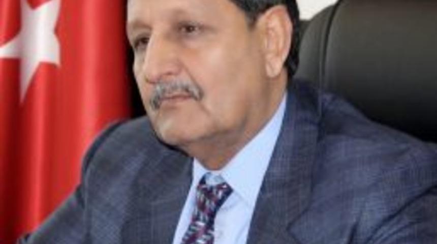 Başkan &Ouml;zyavuz 23 Nisan&rsquo;ı Kutladı