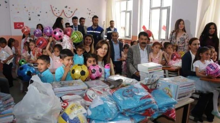 Irak Sınırında 23 Nisan Coşkusu