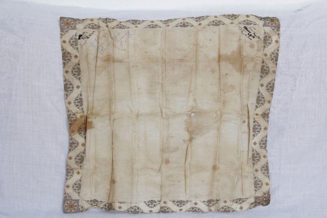 Kanlı Mendil Yeni Zelanda İle T&uuml;rkiye Arasında K&ouml;pr&uuml; Oldu