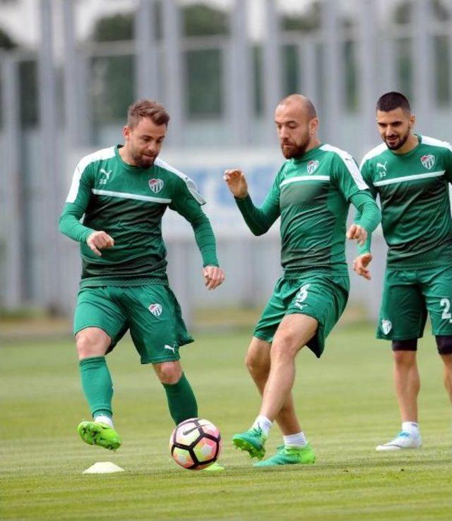 Bursaspor Akhisar Hazırlıklarını Tamamladı