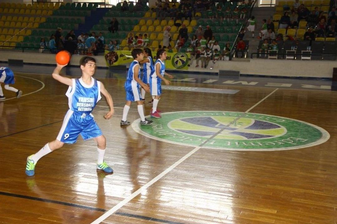 &Ccedil;ocuk Oyunları Şenliği Yapıldı