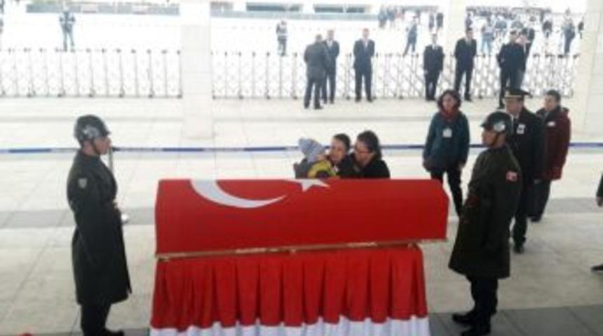 Başkent Şehidini Uğurluyor