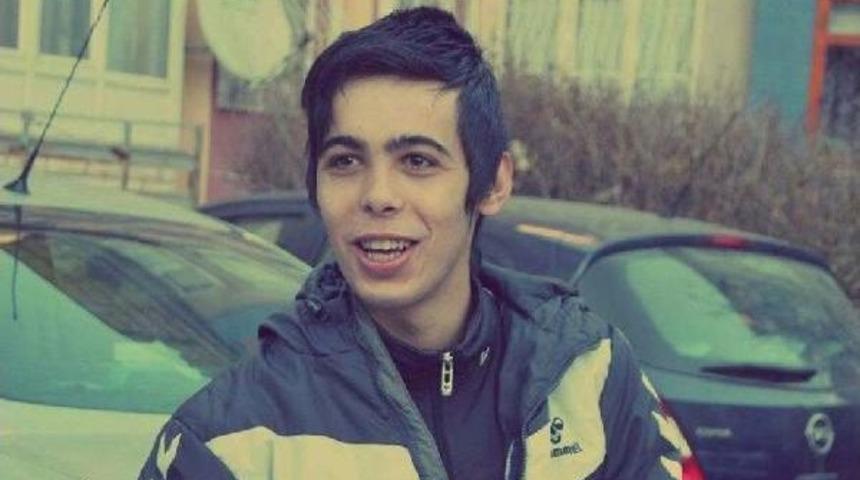 Sivas'ta 22 Yaşındaki Gen&ccedil; Evinde &Ouml;l&uuml; Bulundu