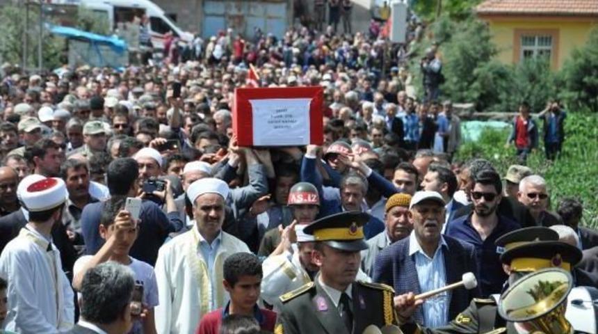 Şehit Uzman &Ccedil;avuş İslahiye'de Toprağa Verildi