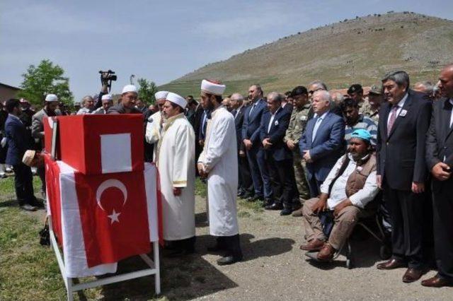 Şehit Uzman Çavuş İslahiye'de Toprağa Verildi